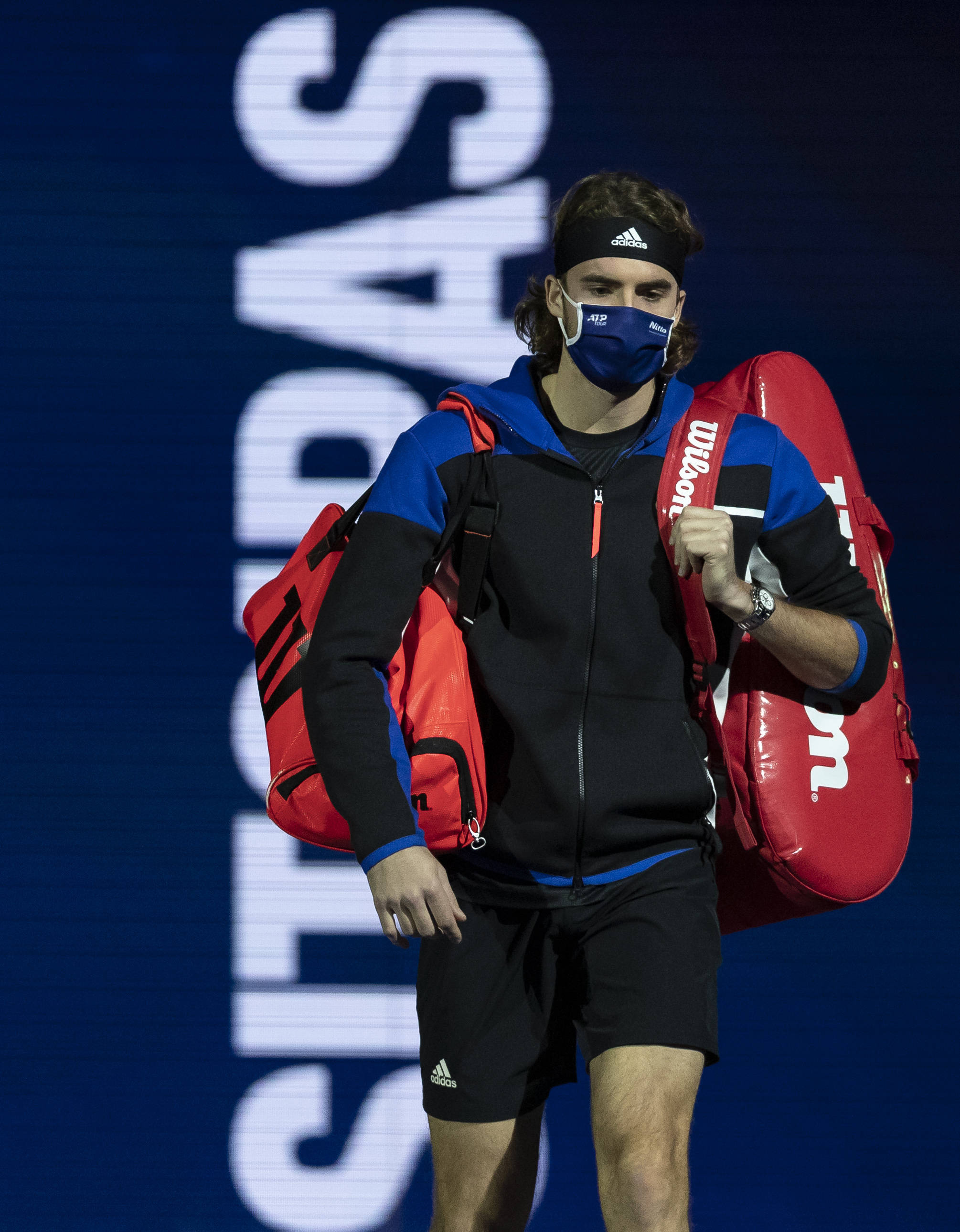 九游娱乐网页-日本网球队爆冷英国网球队，西西帕斯爆发神勇的简单介绍