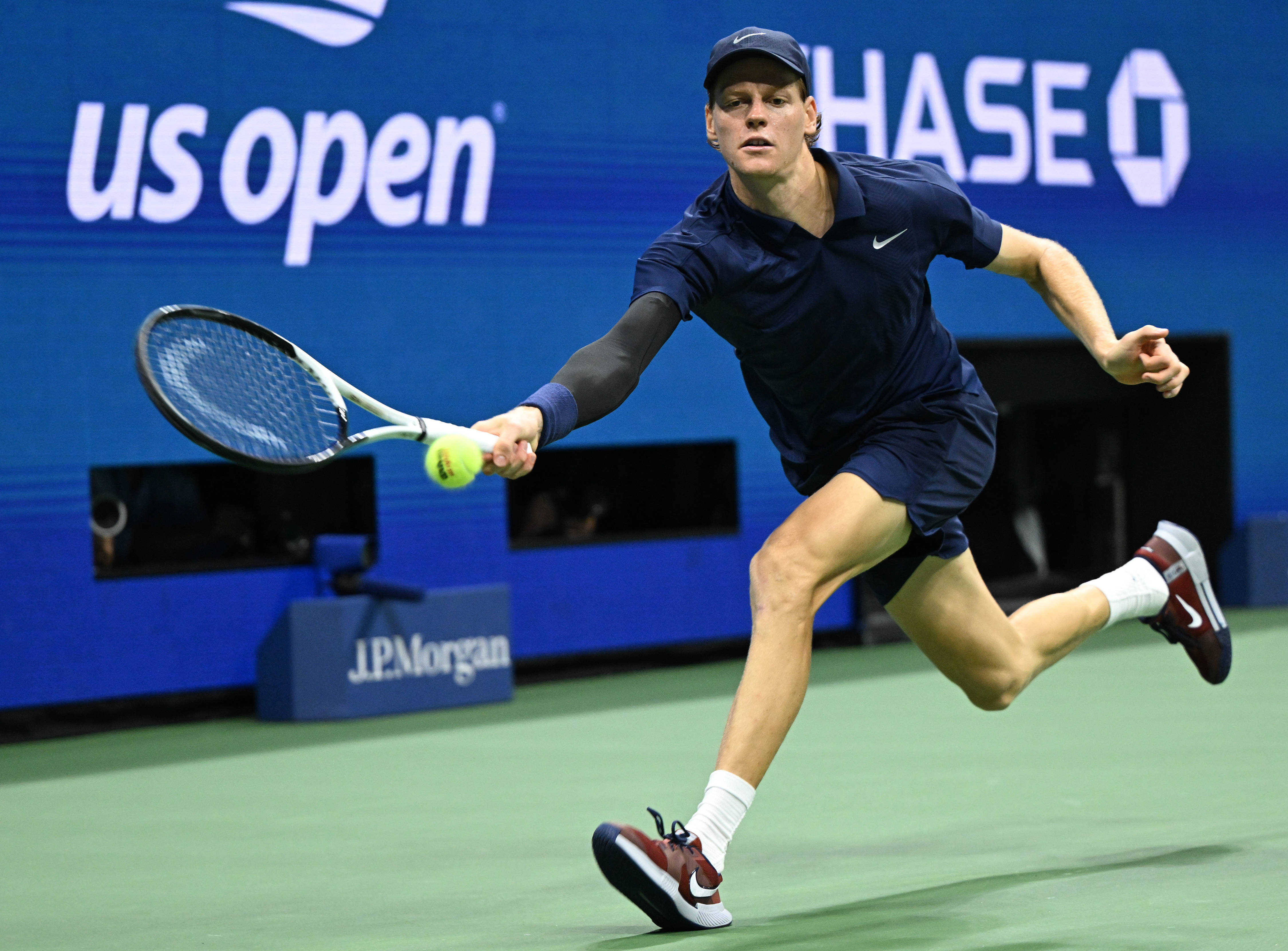 九游体育-关于澳大利亚网球队翻盘世界网球队，阿尔卡拉斯关键制胜的信息