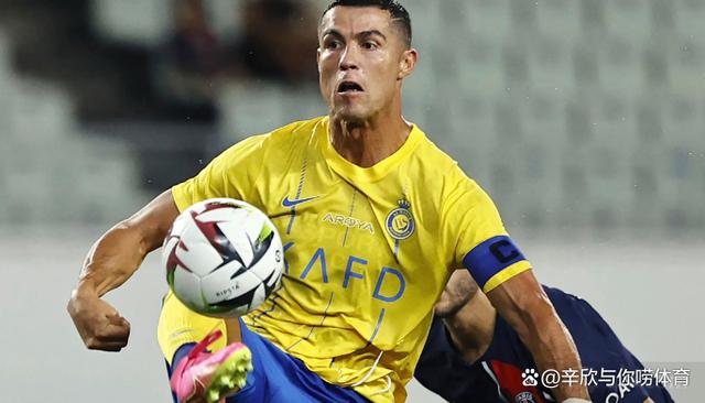 狼队中场抢断成功,保持稳定表现 狼队中场抢断成功,保持稳定表现