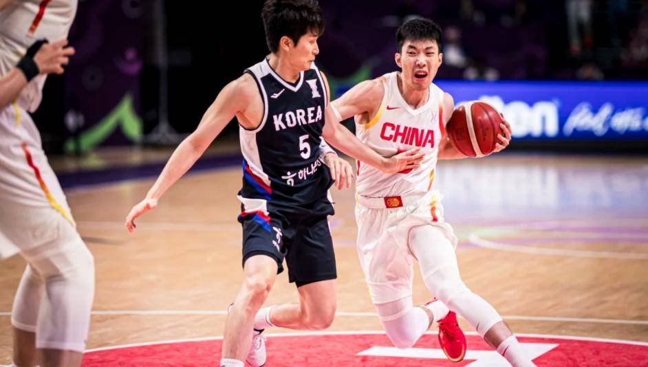 九游娱乐网页-关于江西男篮队员高效配合，打破瓶颈的信息