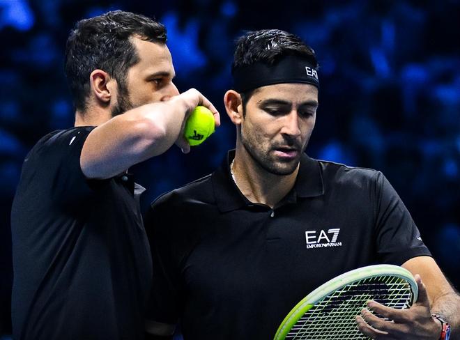 九游体育平台-年终总决赛碾压ATP总决赛，兹维列夫扛起全队的简单介绍