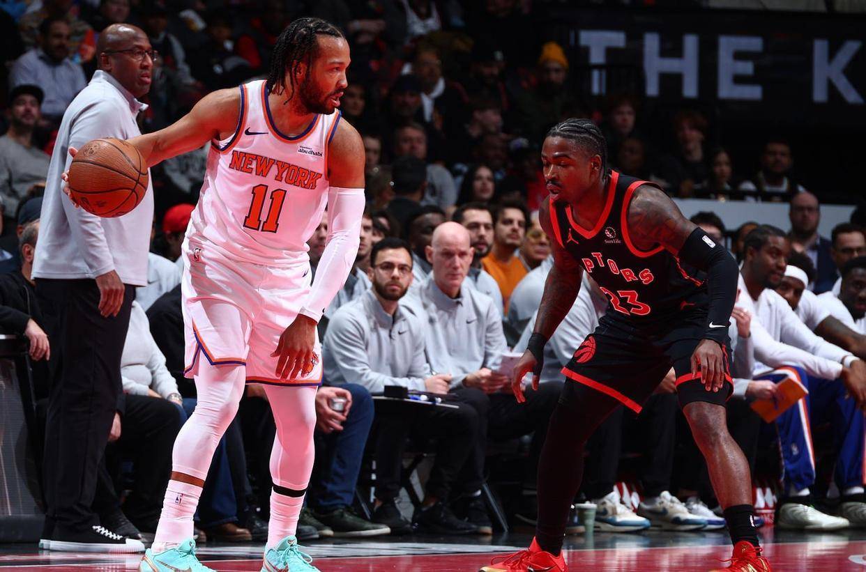 尼克斯碾压篮网，布伦森带队取胜