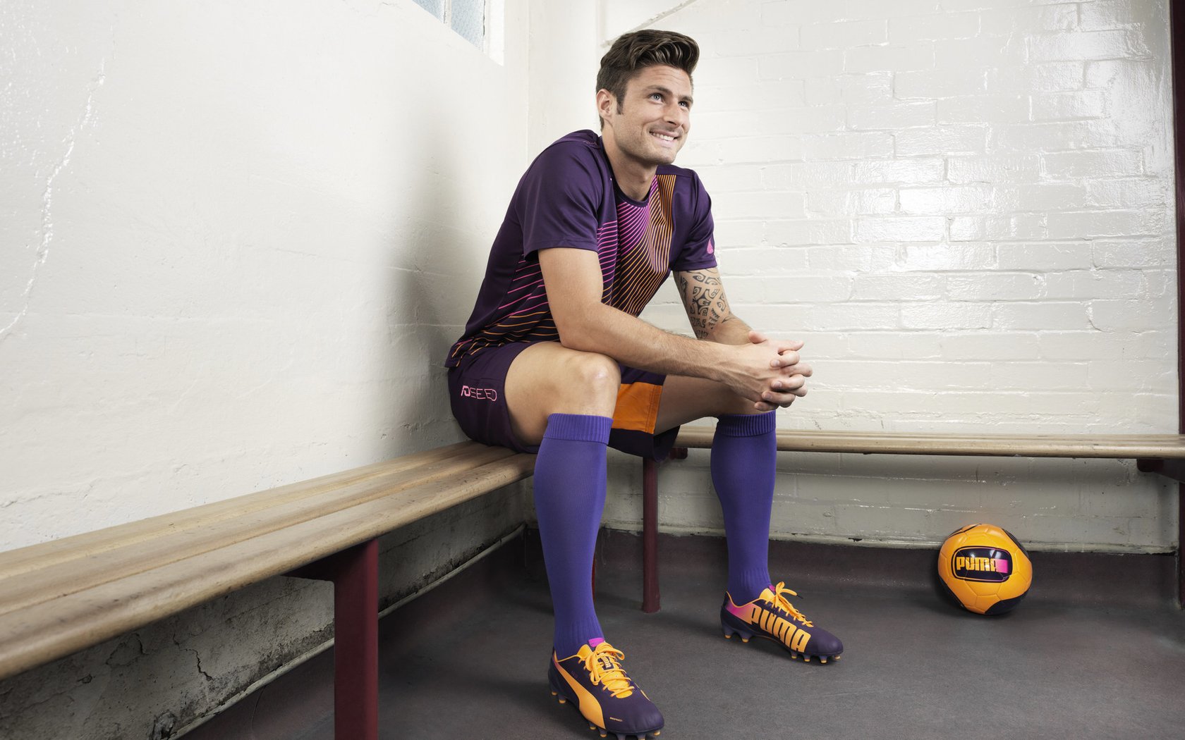 内马尔关键一传定乾坤，喀麦隆单节爆发击退爱尔兰